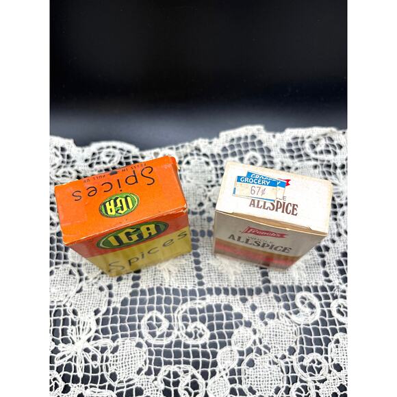 IGA Poppy Seed Spice Box 1970s with French’s Allspice Box 1980s Kitschy Decor - Picture 9 of 11